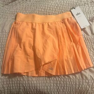 ALO tennis skirt NEW - sz SMALL